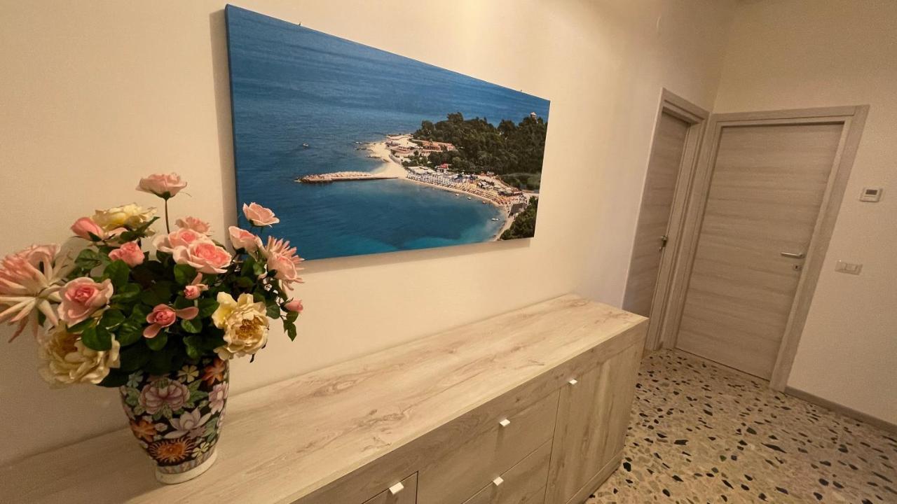 4 Pini Apartment Ancona Luaran gambar