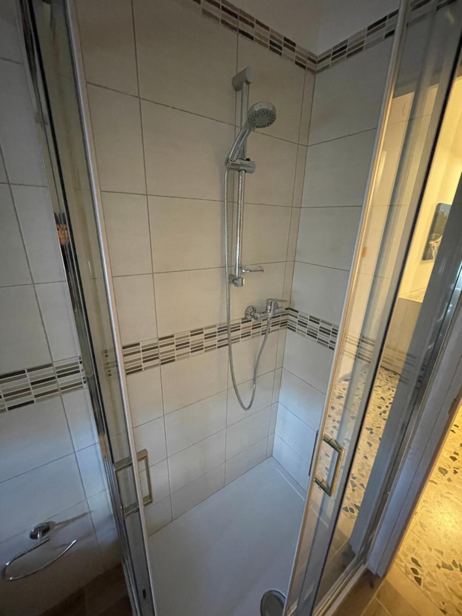 4 Pini Apartment Ancona Luaran gambar